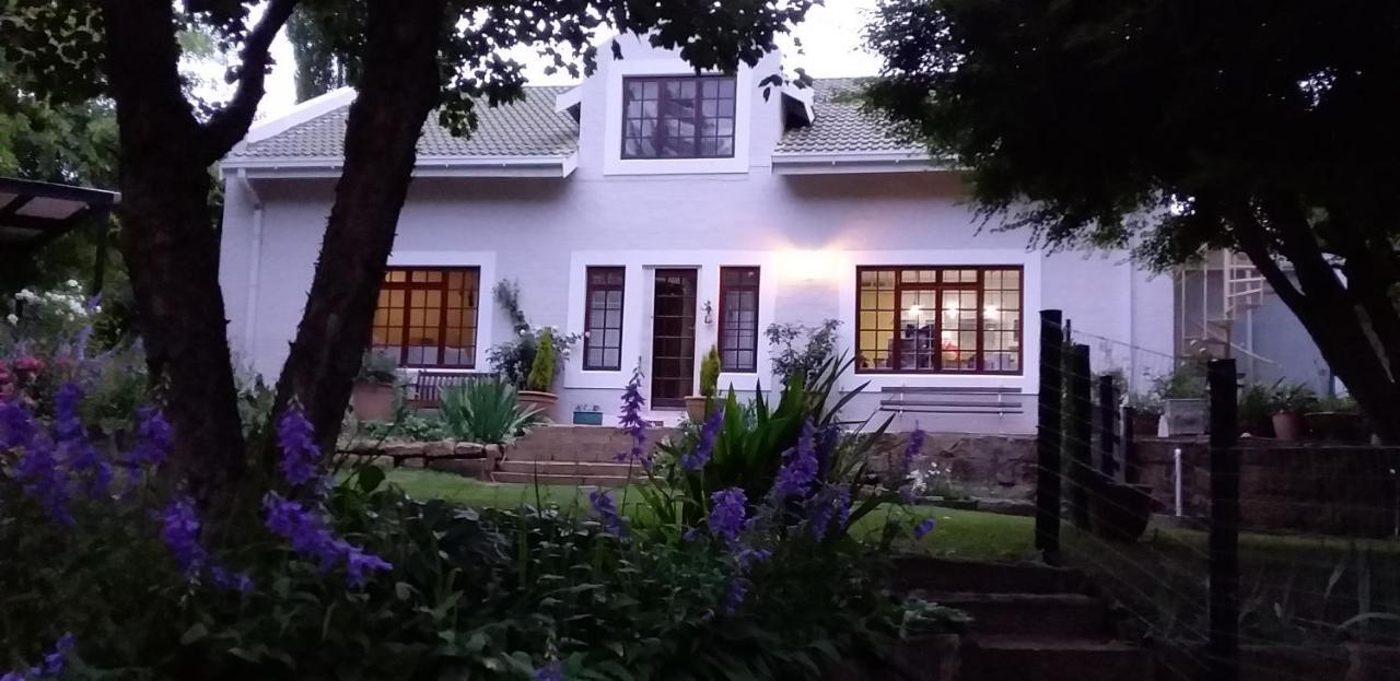 The Gate Guesthouse Clarens Exterior photo