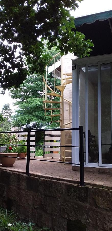 The Gate Guesthouse Clarens Exterior photo